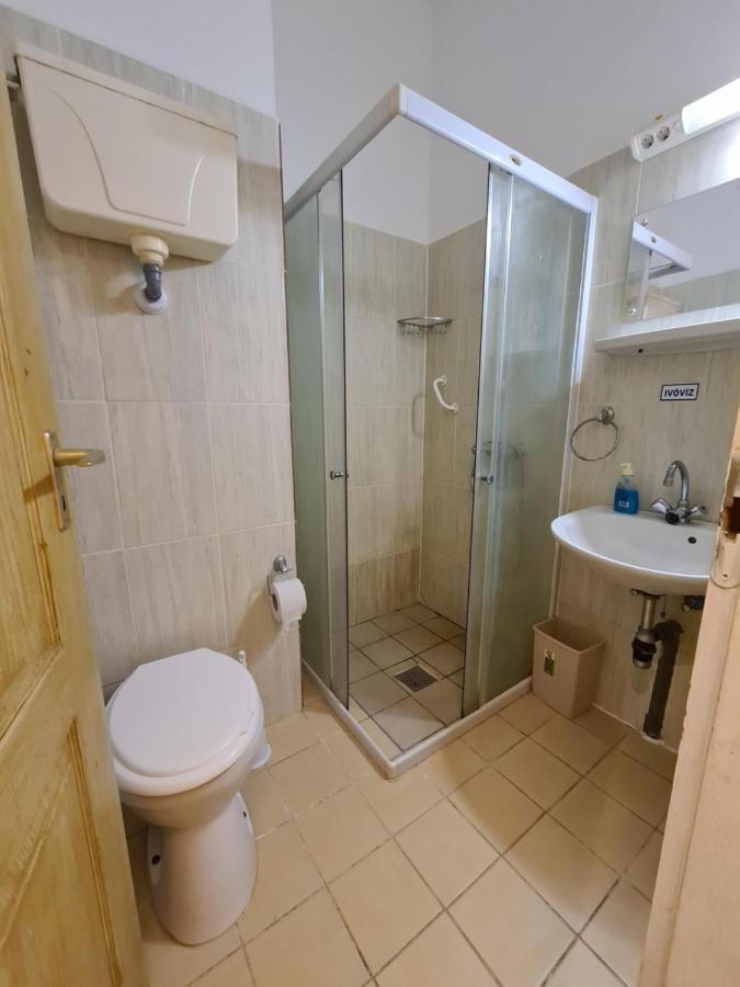 Romzsa Todor Kollegium Hostel แซแก็ด ภายนอก รูปภาพ