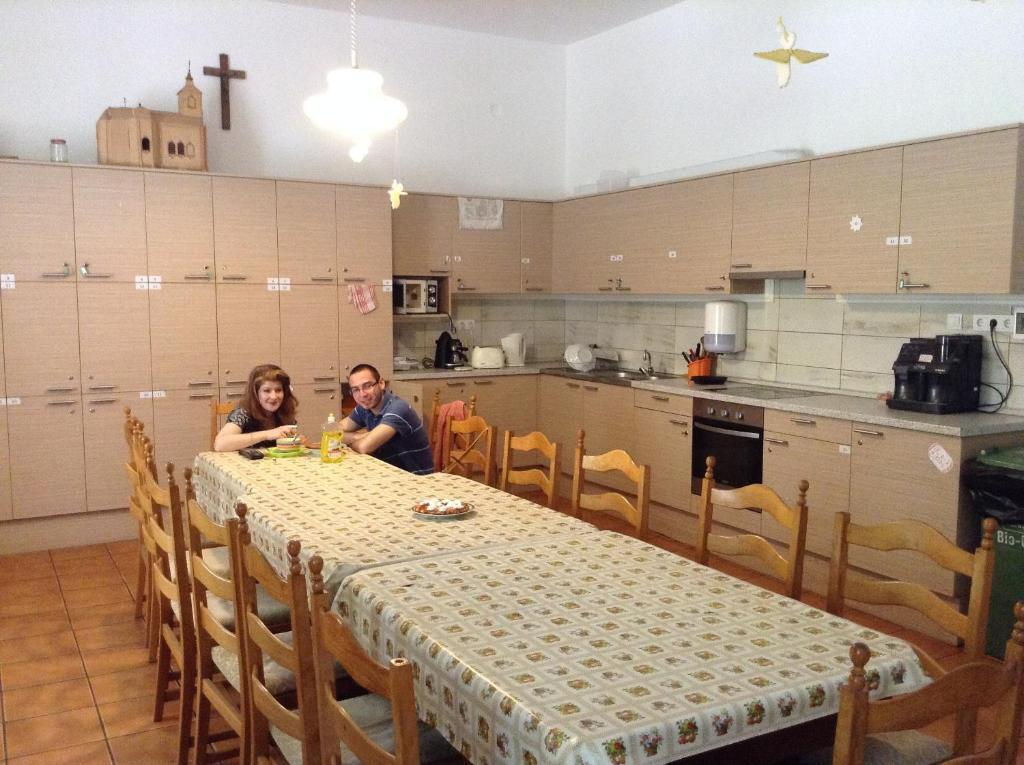 Romzsa Todor Kollegium Hostel แซแก็ด ภายนอก รูปภาพ